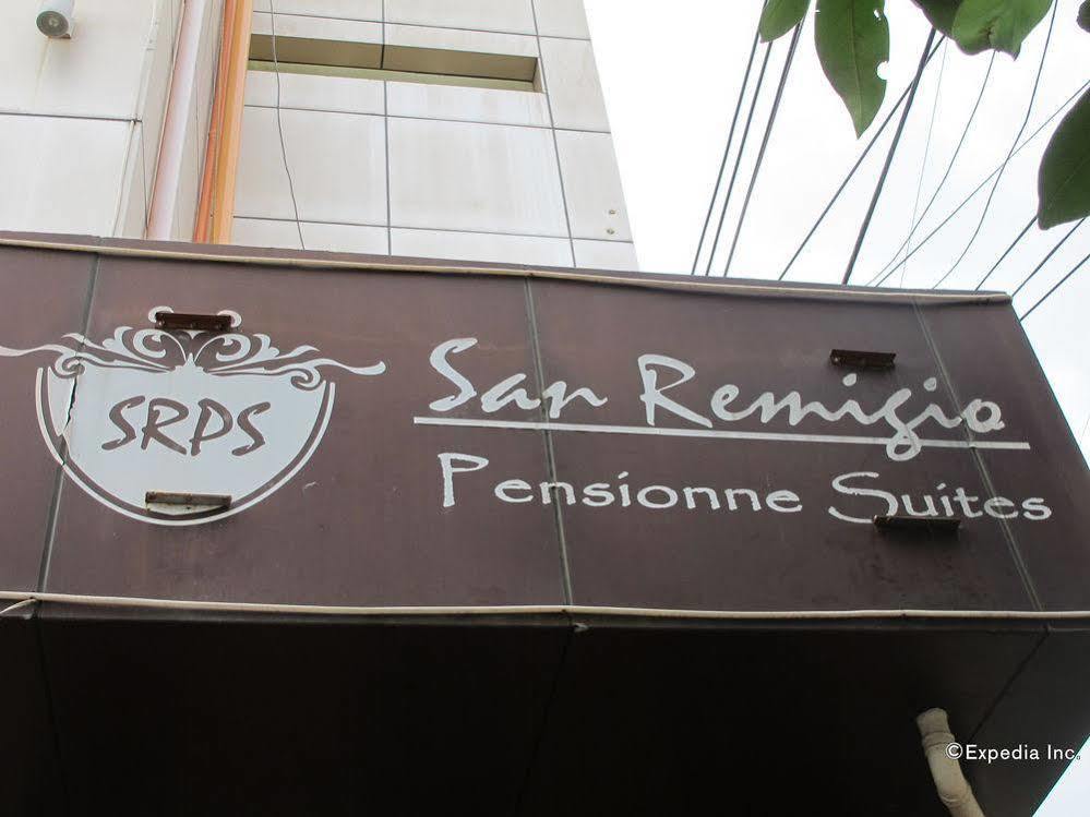 Oyo 159 San Remigio Pensionne Suites Cebú Exterior foto