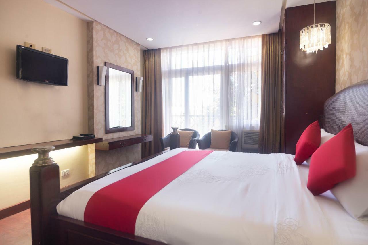 Oyo 159 San Remigio Pensionne Suites Cebú Exterior foto